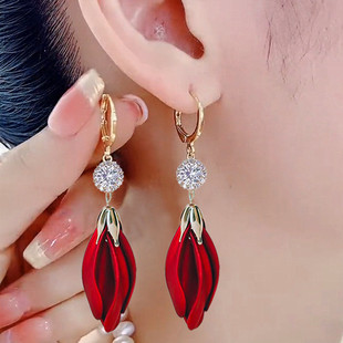 Red petal rhinestone earrings 3610